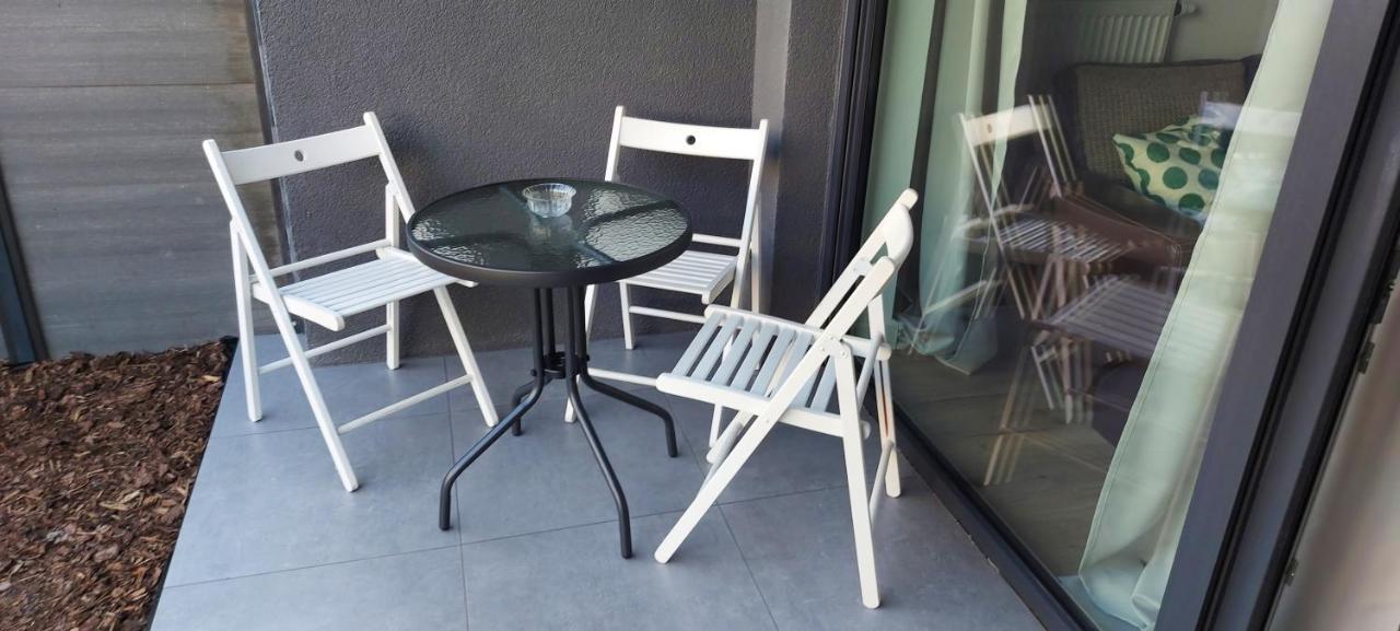 Przytulny Apartament Na Nowej Διαμέρισμα Ζιελόνα Γκόρα Εξωτερικό φωτογραφία
